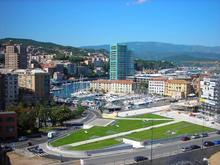 Suite In Centro Storico Porto Di Savona-Spiagge المظهر الخارجي الصورة